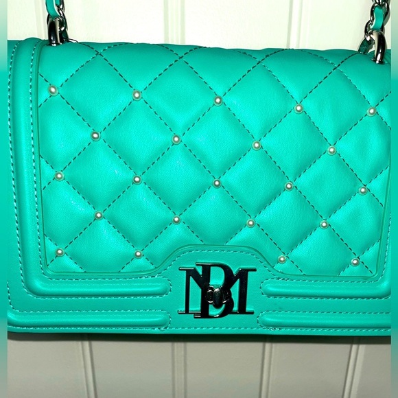 Badgley Mischka Letter Lock Crossbody Bombe&Pearls Strap&Cover, NWT - Picture 3 of 16